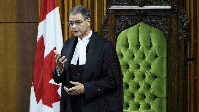 Dimite el presidente de la Cámara canadiense tras el homenaje a un combatiente nazi