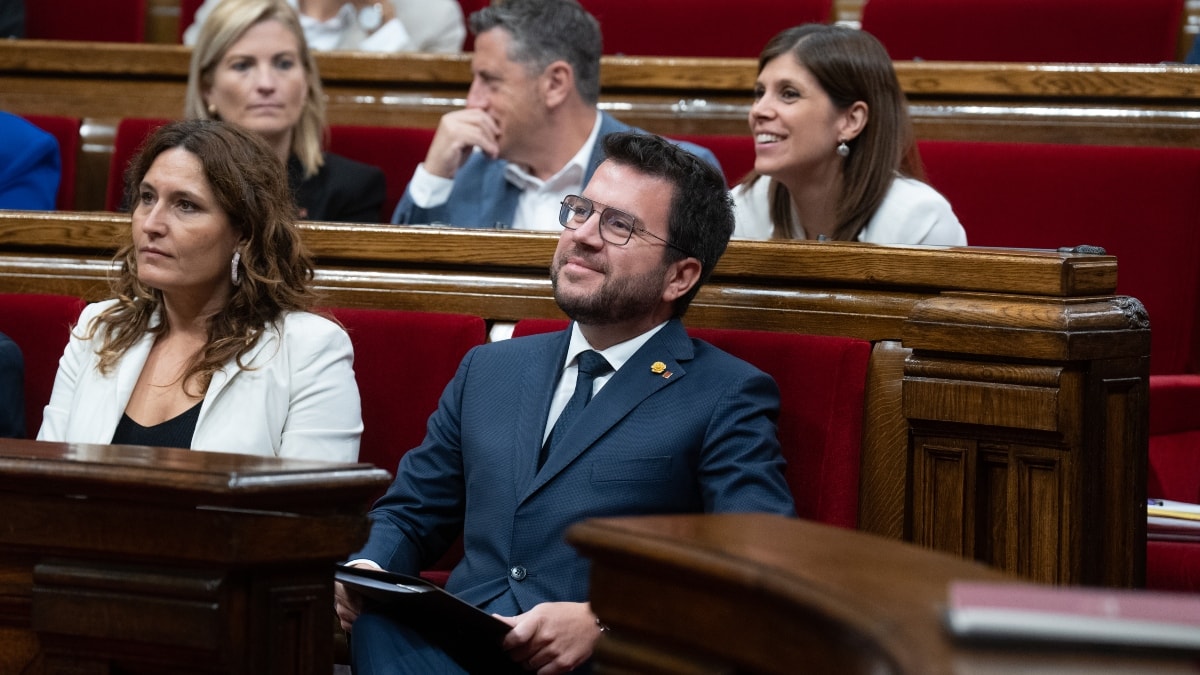 Aragonès exige a Sánchez que se «comprometa» a pactar un referéndum