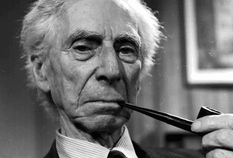 Bertrand Russell regresa dos veces