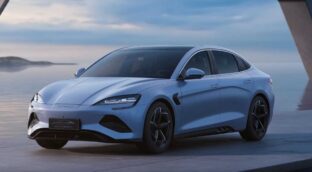 Las marcas de coches temen a Tesla, pero Tesla teme al BYD Seal