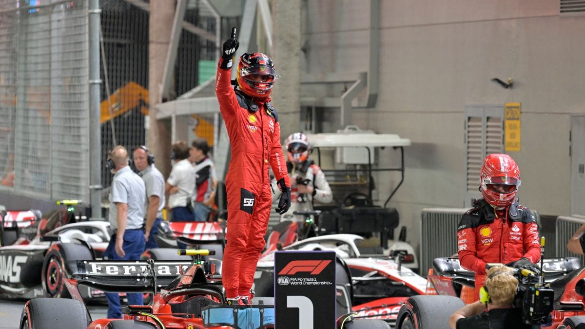 Carlos Sainz conquista la pole y Alonso saldrá séptimo en el GP de Singapur