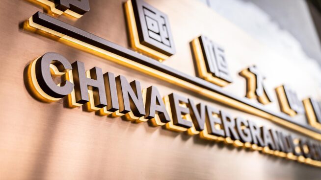 Detenidos varios empleados de Evergrande después de declararse en bancarrota en EEUU