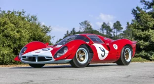 Récord de precios en la mayor venta de coches clásicos de California