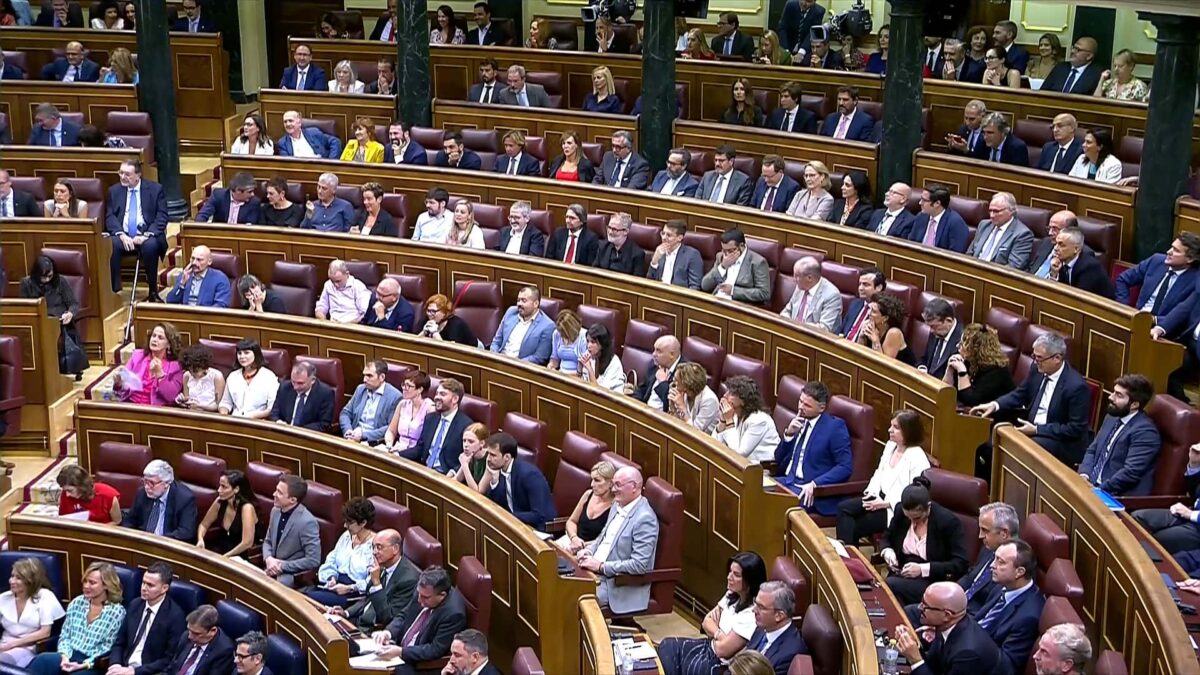 El congreso estalla en risas tras la afirmación de Feijóo «Tengo los votos para ser presidente de gobierno»