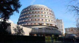 La Fiscalía pide al Constitucional que tumbe la petición del PSOE de revisar los votos nulos