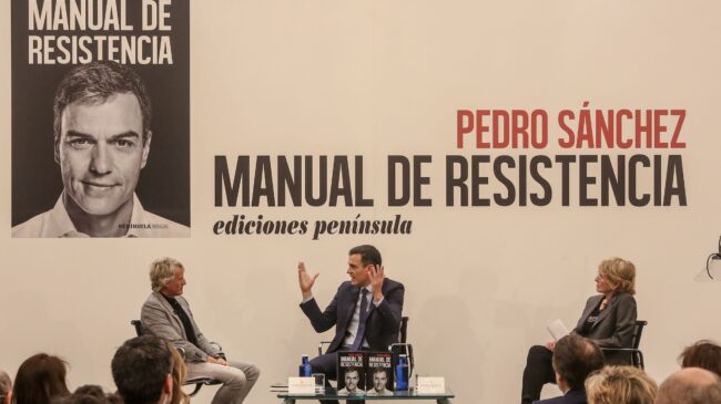 Sánchez ingresó 42.000 euros por 'Manual de resistencia' y donó los beneficios a una ONG