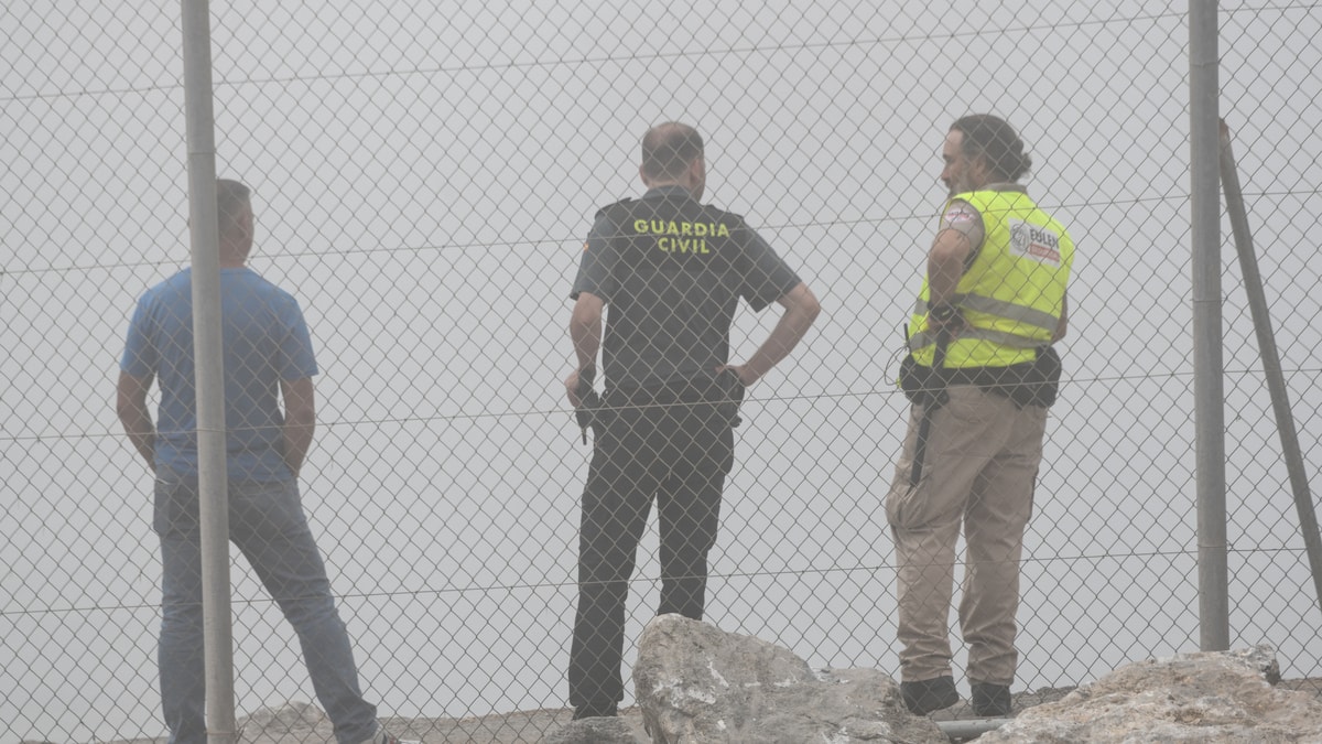 La Policía desarticula una red que facilitó la entrada irregular de 1.000 inmigrantes