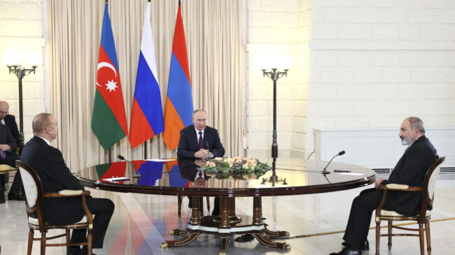 Granada acogerá la reunión entre los líderes de Armenia y Azerbaiyán para negociar la paz