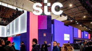 Saudi Telecom ultima su solicitud a Defensa y esperará para pedir un consejero en Telefónica