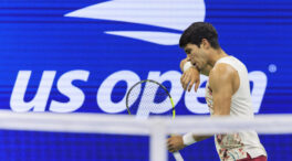 Alcaraz cae ante el ruso Medvedev, que se enfrentará a Djokovic en la final del US Open