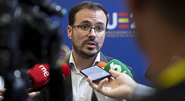 Garzón considera que en el PP están «muy desorientados» y caen en «radicalismos»