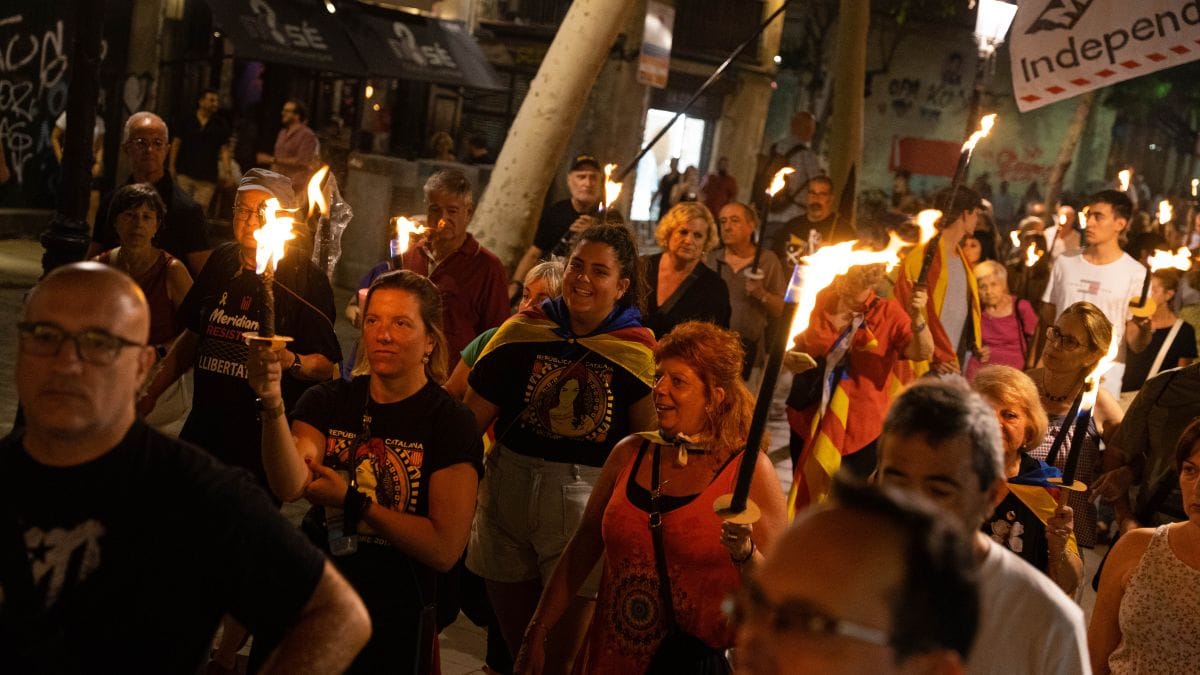 Abucheos y gritos de «traidores» a ERC en un acto de madrugada de la Diada en Barcelona