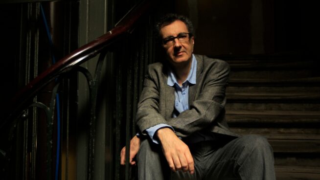 Eloy Tizón regresa con cuentos que queman