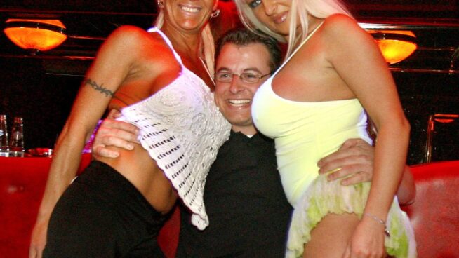 Los puteros se organizan para tratar de impedir que el Gobierno prohíba la prostitución