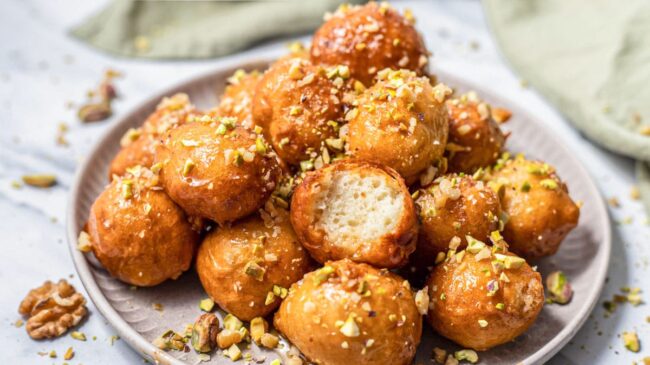 Qué comer en Atenas: disfruta de los sabores tradicionales de la ciudad