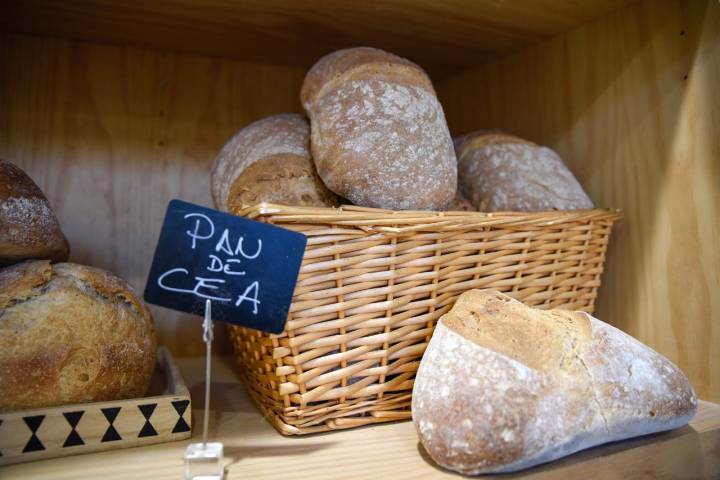 Pan de cea vendido en la Panadería Aboamigalla, Vigo