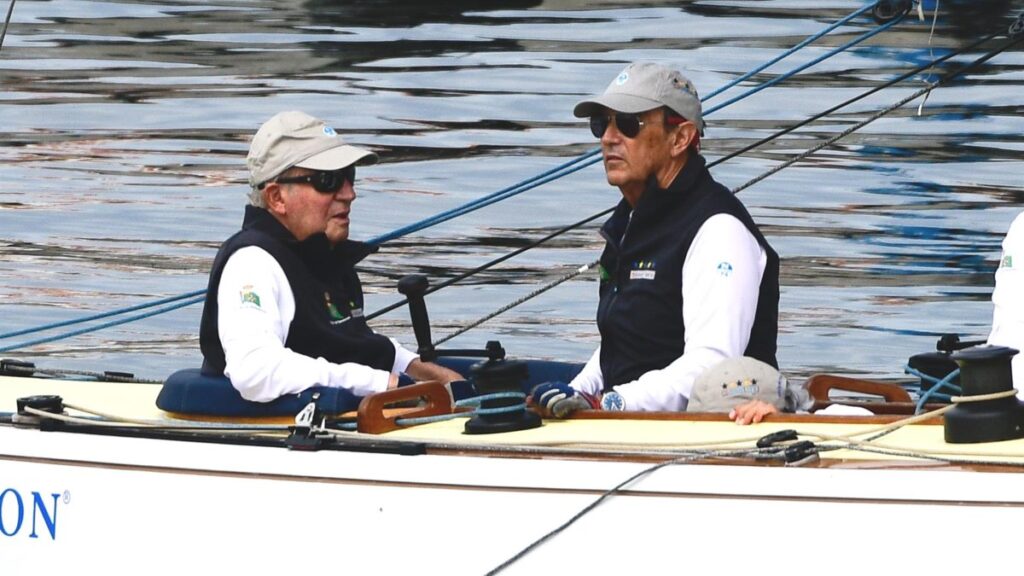 El emérito Juan Carlos I y su amigo Pedro Campos