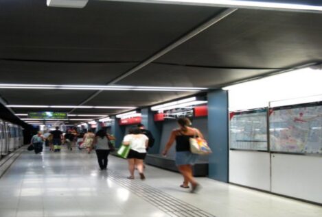 Detenidos tres traficantes de droga en la L1 del metro de Barcelona