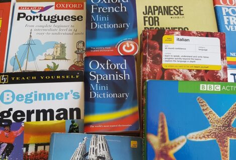 Los europeos estudian más inglés, francés y alemán que español