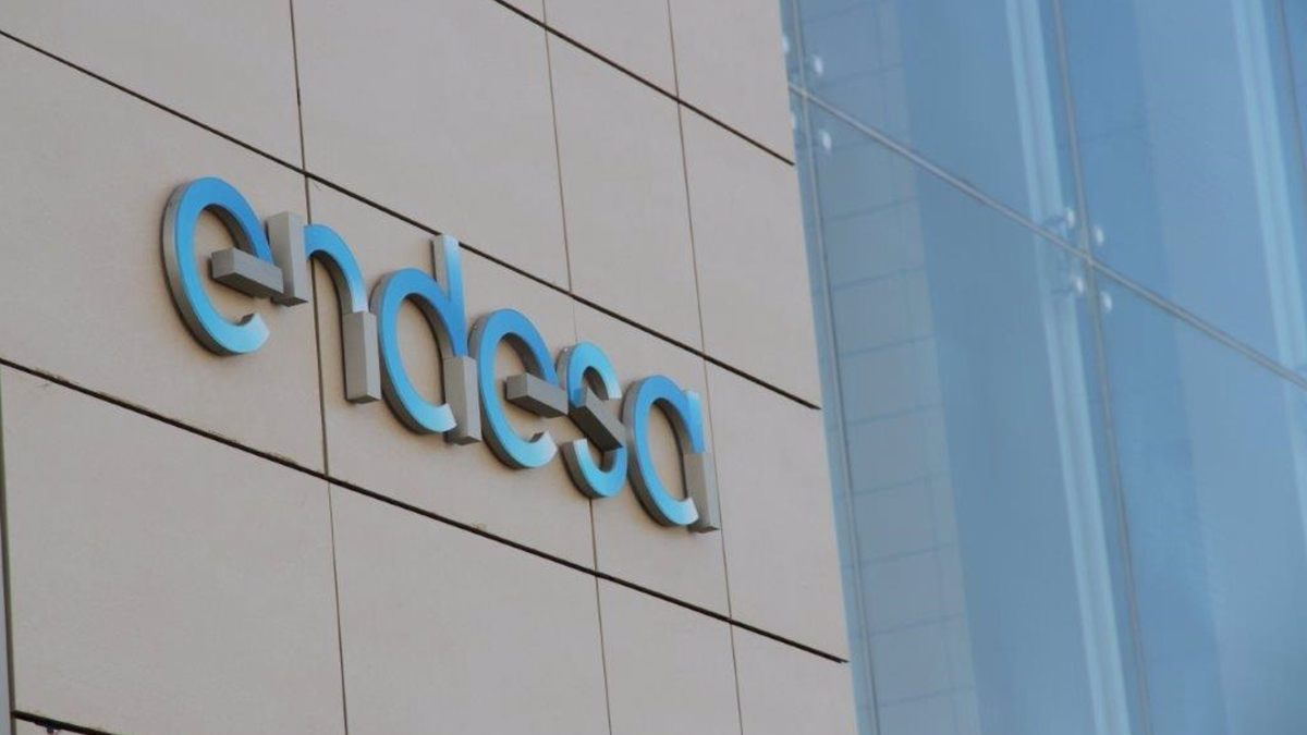 Endesa busca la entrada de un socio minoritario para una cartera de unos 2.000 MW renovables