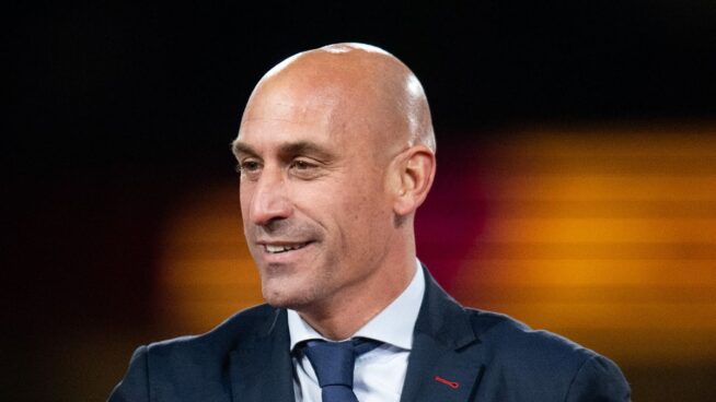 Rubiales dimite como presidente de la RFEF: «Es evidente que no podré volver a mi cargo»