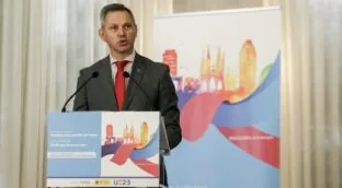 La falta de Gobierno deja en el aire 9,5 millones de fondos UE para la Agencia de Salud Pública