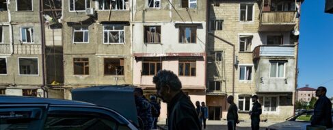 Armenia afirma que un tercio de la población de Nagorno Karabaj ha huido ya de la región