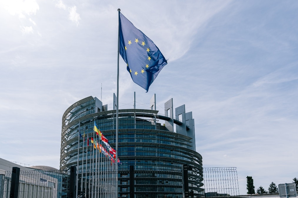 La Eurocámara confía en un pacto entre París y Berlín para tratar la reforma eléctrica este mes