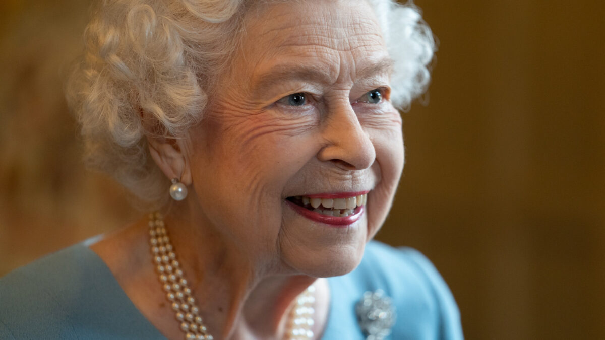 Esta es la sencilla dieta que ayudó a la reina Isabel a vivir 96 años