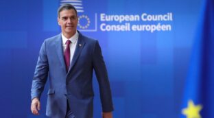 Sánchez necesitaría el aval del Congreso para pagar el uso de las lenguas cooficiales en la UE