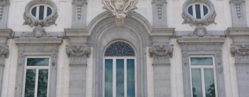 La Justicia fija límites a los falsos autónomos: tener las contraseñas no vincula laboralmente