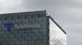 Las acciones de Telefónica suben casi un 3% tras la entrada de la saudí STC en su capital