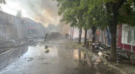 Al menos 16 muertos en un nuevo ataque ruso sobre un mercado en el este de Ucrania