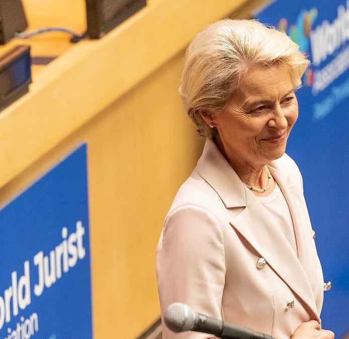 Von der Leyen visitará Lampedusa tras la llegada de miles de inmigrantes en pocos días