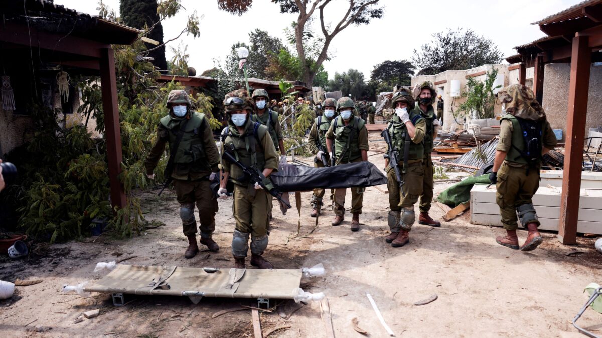 Israel halla 40 bebés asesinados por Hamás en una población al sur