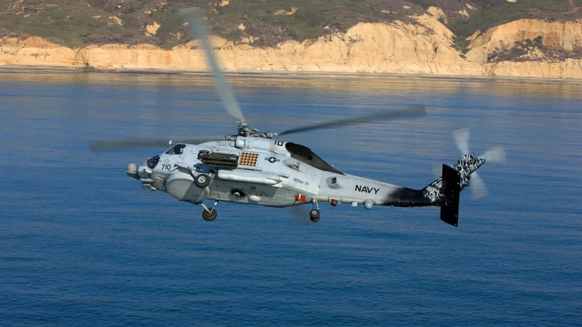 España blinda sus costas desde el aire con nuevos helicópteros y aviones