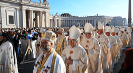El Papa Francisco inaugura  la apertura de la XVI Asamblea General Ordinaria del Sínodo