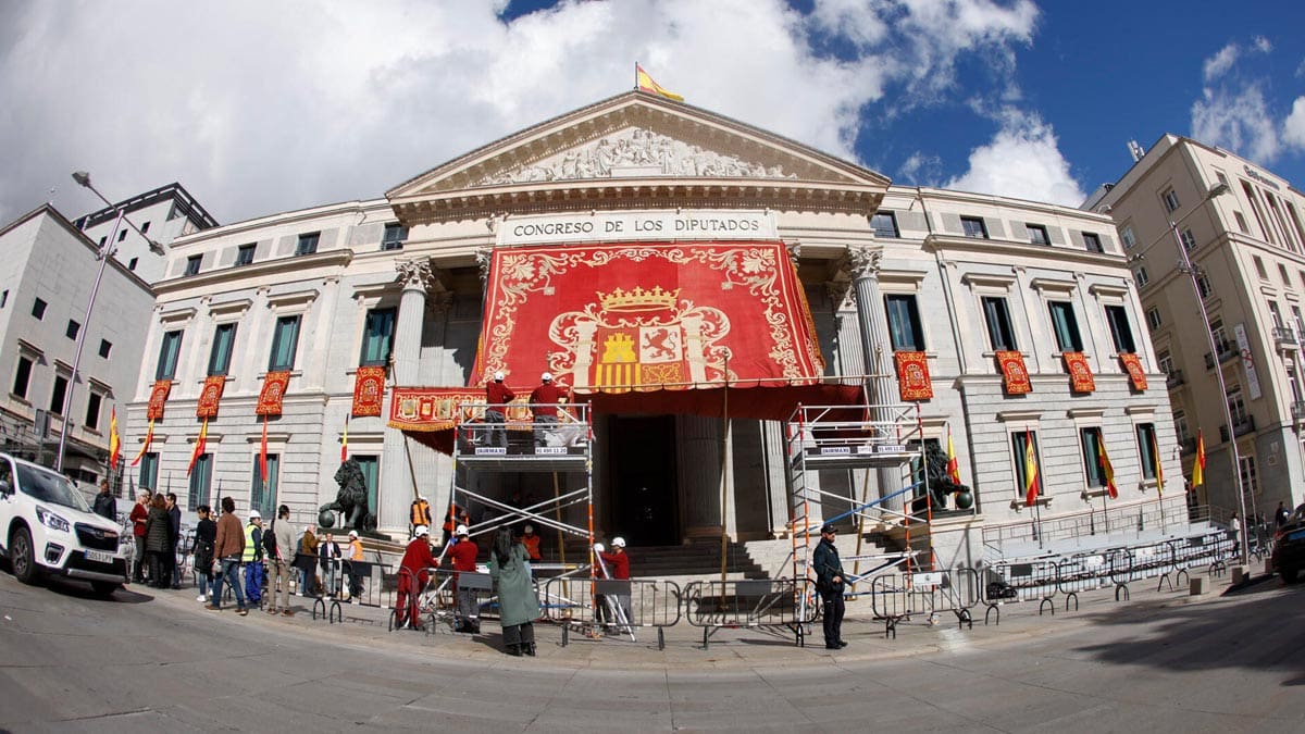 Madrid se viste de gala para la jura de Leonor con banderas de España, música y pantallas