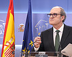 El Defensor del Pueblo pide a Madrid revisar los criterios de renta para becas de estudios