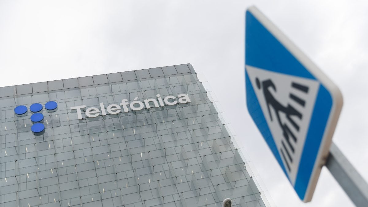 El Gobierno recalca el carácter estratégico de Telefónica y evita hablar de la entrada de la SEPI