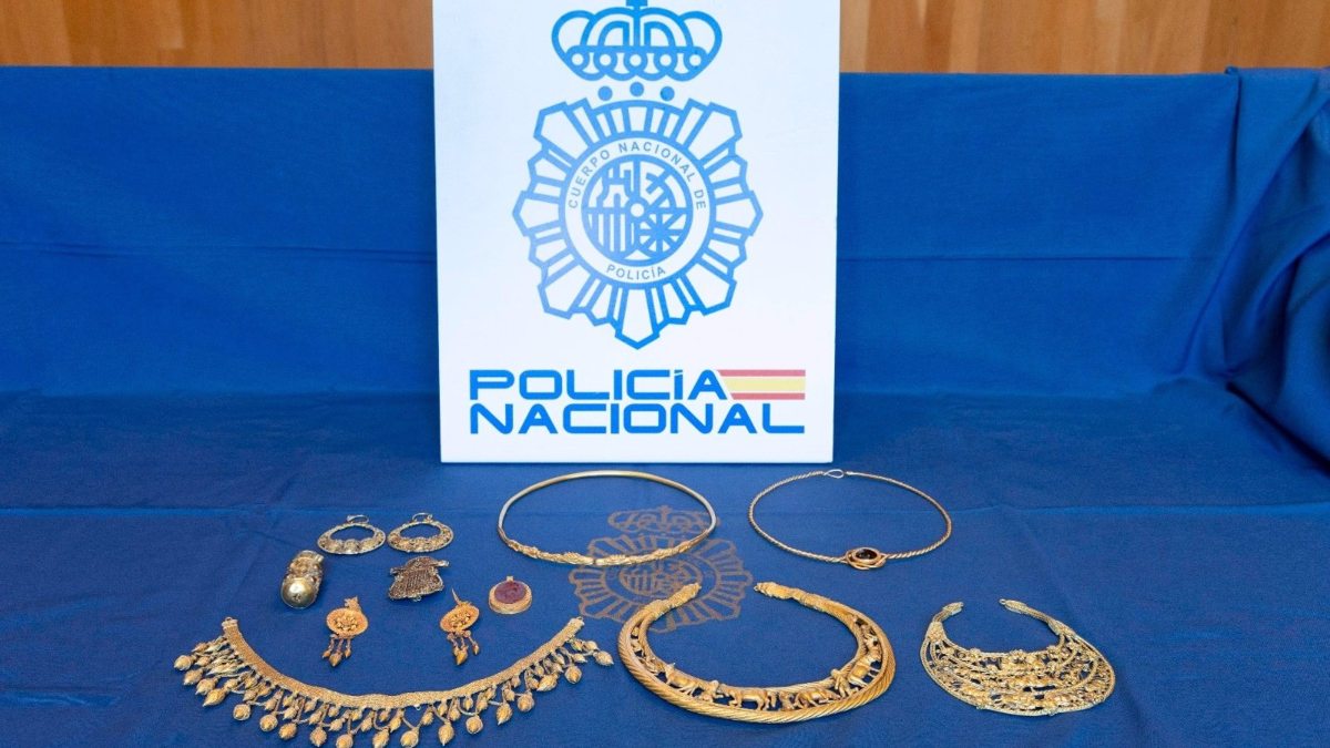 La Policía recupera 11 joyas de oro ucranianas valoradas en 60 millones de euros