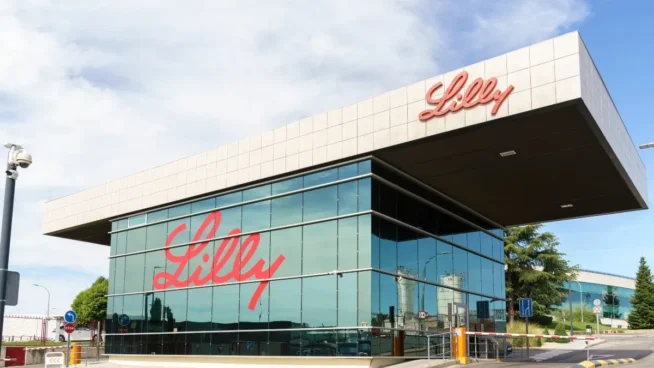 Lilly venderá en España el primer medicamento para la alopecia grave