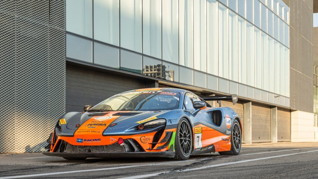 El equipo McLaren Barcelona -SMC Motorsports ha ganado el McLaren Trophy Europe 2023.