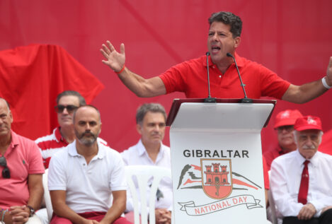 Picardo carga contra Albares y pone «en el tejado de España» el pacto sobre Gibraltar