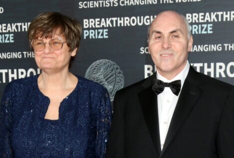 Los padres de la vacuna de ARNm contra la Covid ganan el Nobel de Medicina