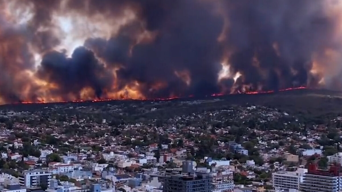 Incendio devastador en Córdoba (Argentina)