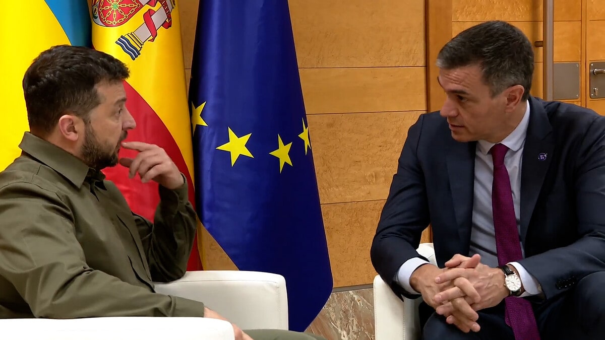 Zelenski y Sánchez se reúnen en la Cumbre de Granada