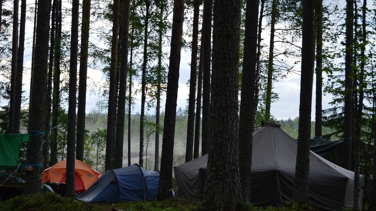 Las mejores tiendas de campaña para irte de camping o acampada disponibles  en