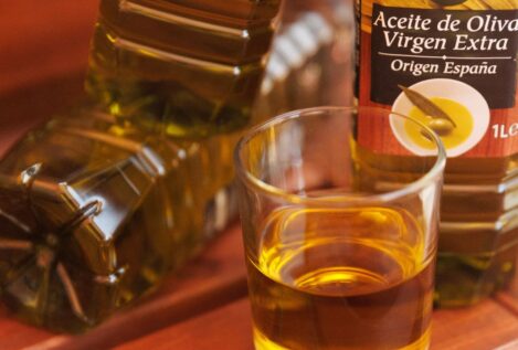 La UE rechaza regular el precio del aceite de oliva y apunta a otras medidas como bajar el IVA