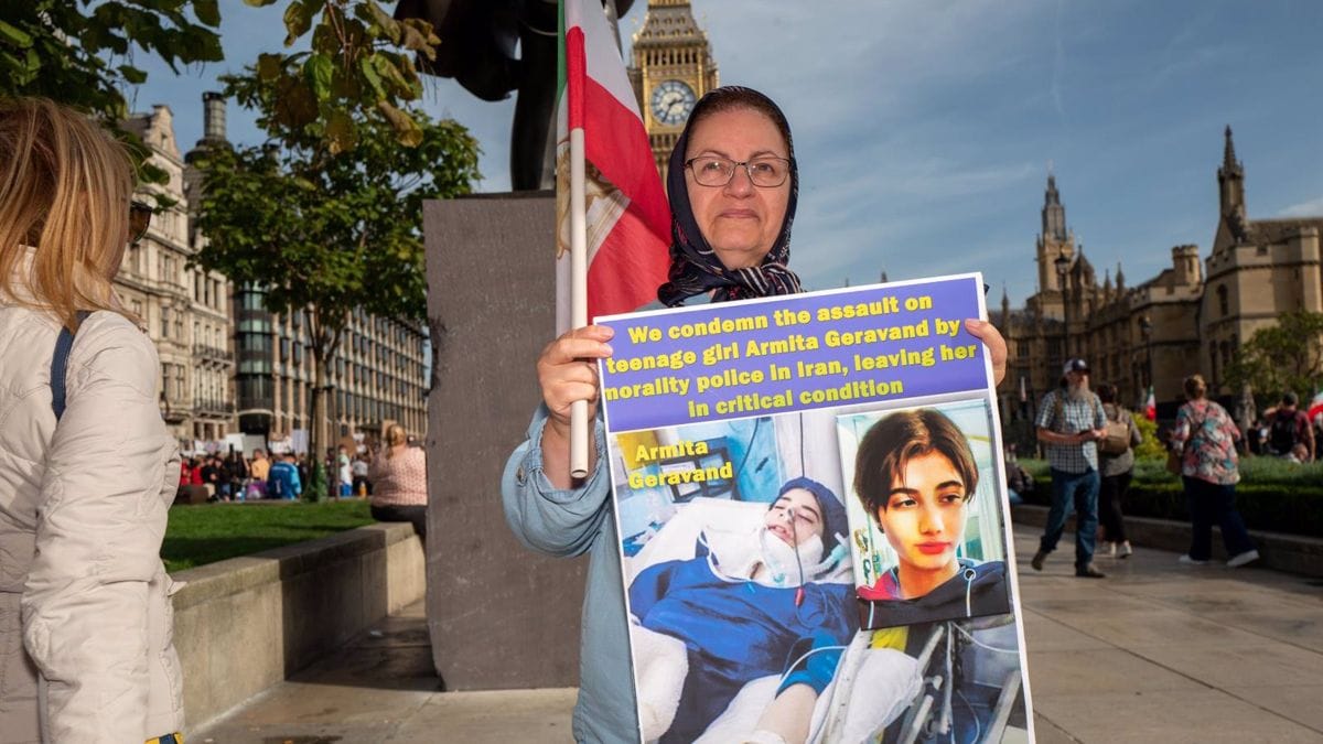 Varios detenidos tras el funeral de la joven iraní Armita Geravand